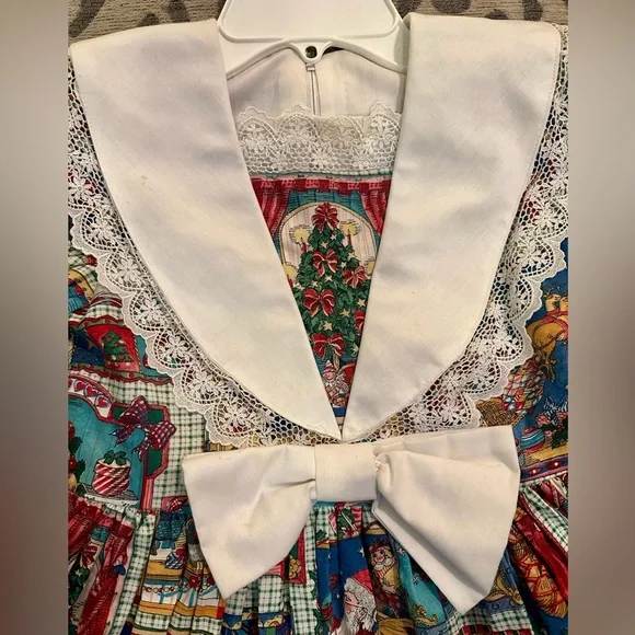 Handmade Girls Christmas Dress - Picture 3 of 8